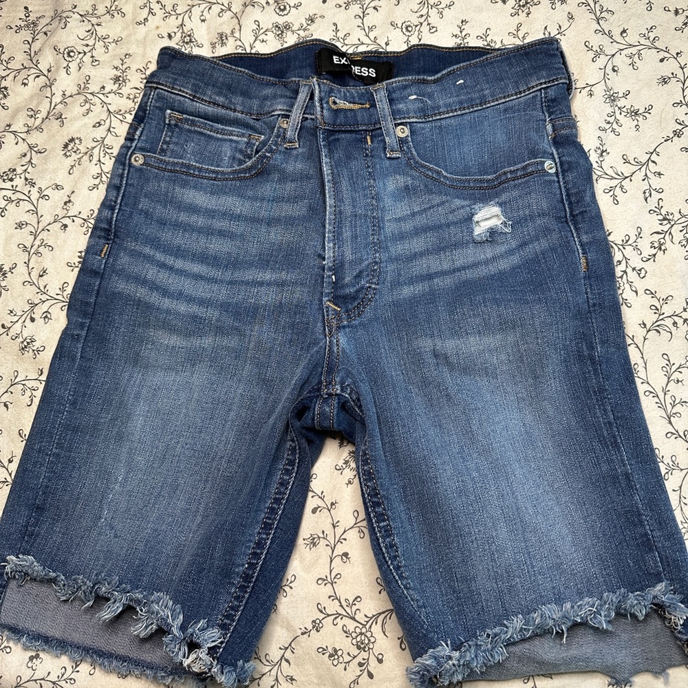 Express shorts